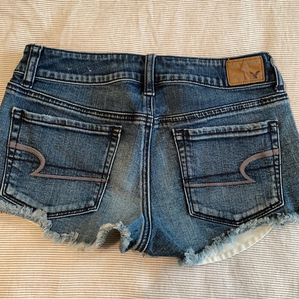 Women’s American Eagle shorts